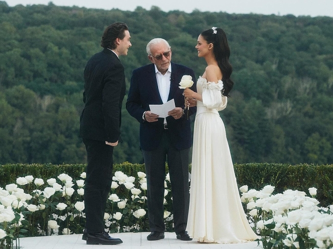 Tỷ phú Nelson Peltz chủ trì buổi lễ.