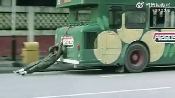 Loạt cảnh hành động kinh điển của Thành Long