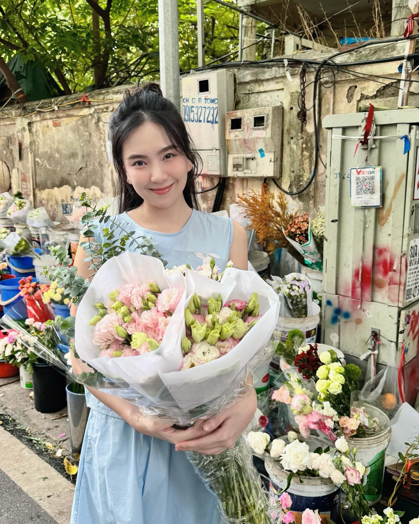 Khám Phá Xu Hướng Cắm Hoa Của Các Nàng Dâu Hào Môn Việt - Ảnh 7.
