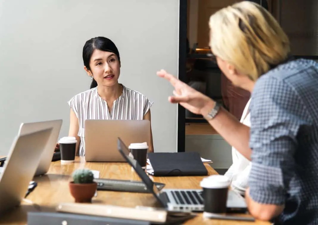4 Chiêu Thức Đối Phó Với Những Kẻ Mưu Mô: Ai Cũng Nên Biết Để Bảo Vệ Bản Thân! - Ảnh 1.