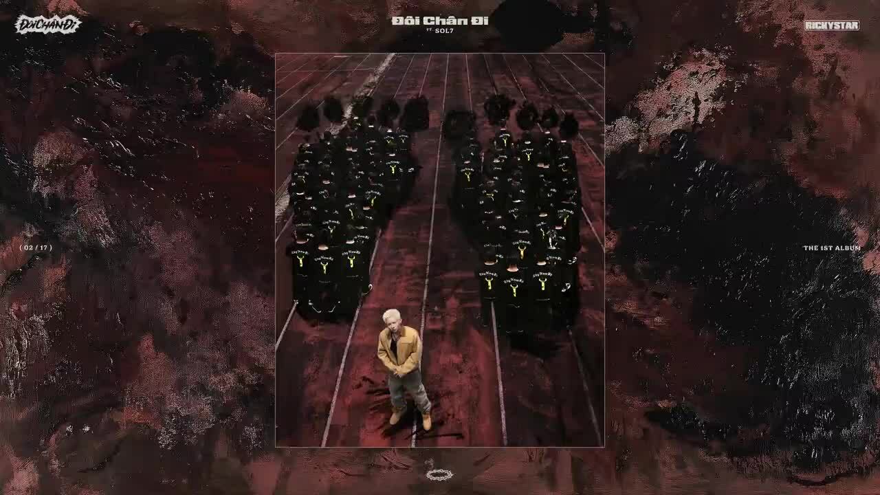 Ricky Star thể hiện 'Đôi chân đi' cùng Sol7 trong album đầu tay