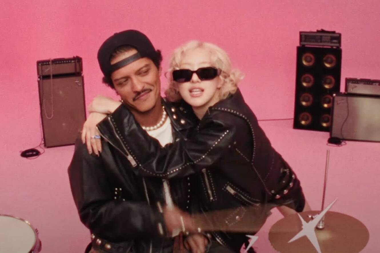 Bruno Mars và Rosé trong APT