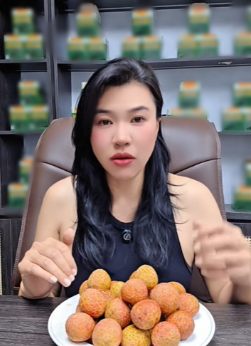 Mẹ Cua Cốm ca ngợi vải trứng Phù Cừ, người bán vải Thanh Hà lên tiếng: