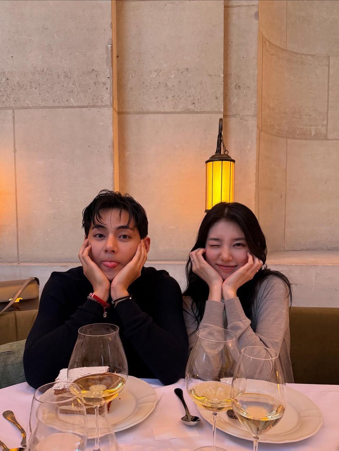 Tổ hợp nhan sắc đỉnh nhất Kpop, bị netizen trêu: Toàn là “người yêu” BLACKPINK!- Ảnh 6.