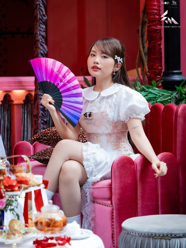 Miu Lê và Phương Mỹ Chi: Những Ngôi Sao Tỏa Sáng Trong Em Xinh Say Hi - Ảnh 8.