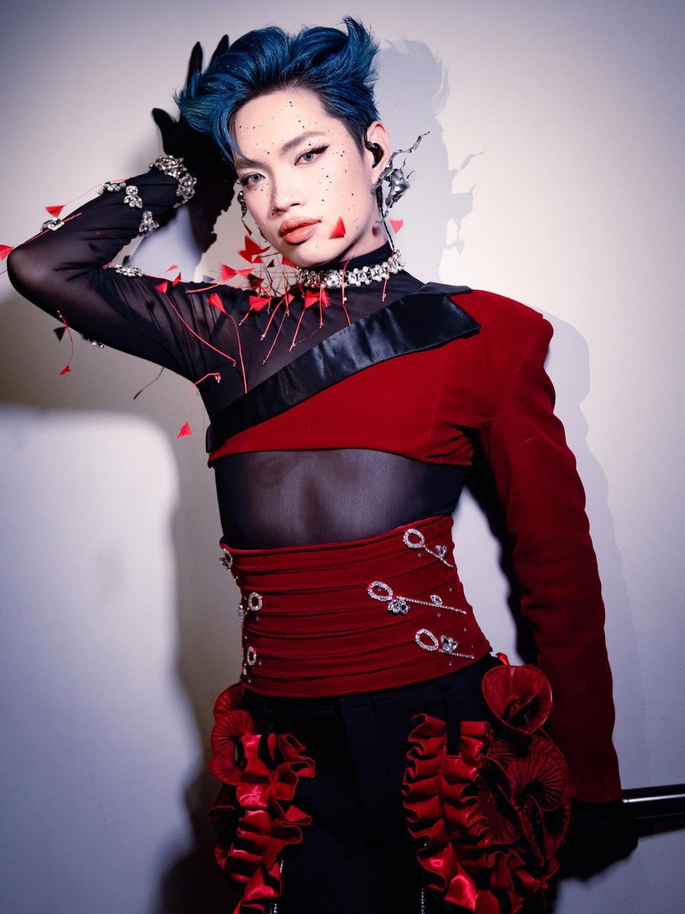 Nữ rapper Pháo gây sốt với phong cách mới, khiến netizen nhớ đến Lưu Diệc Phi - Ảnh 4.